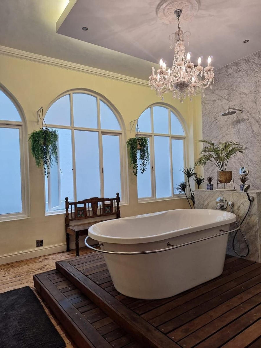 2 Bedroom Property for Sale in Cape Town City Centre Western Cape